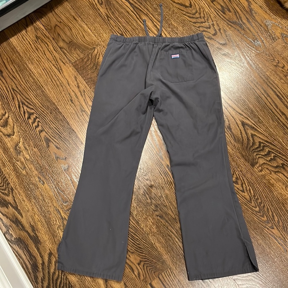 Scrub pants